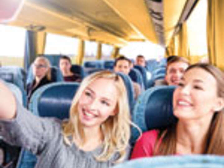 Schülerinnen Bus Ausflug Schüleraustausch