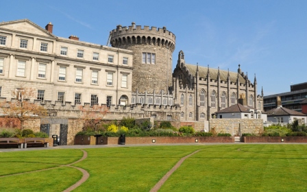 Dublin Irland Schloss Schüler Sprachreise Ausflug