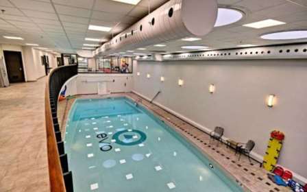 Unterkunft Schülersprachreise Kanada Montreal Pool Indoor schwimmen